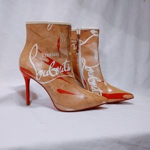 Christain Louboutin So Kate Bootie
